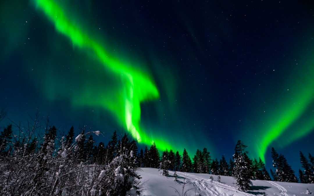 …and then the sky was on fire! Magical Northern Lights show in Rovaniemi