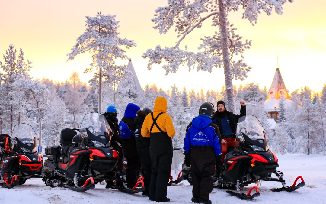 Small-Group Snowmobile Tour in Rovaniemi