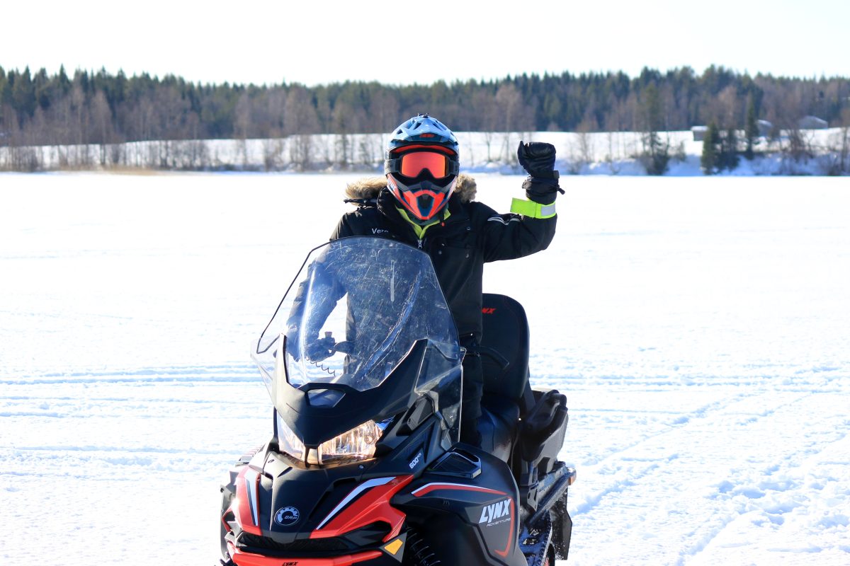 Private Snowmobile Experience in Lapland Private Snowmobile Experience in Lapland